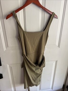 Wrap dress olive green